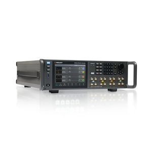 Генератор сигналів SIGLENT SDG8004A